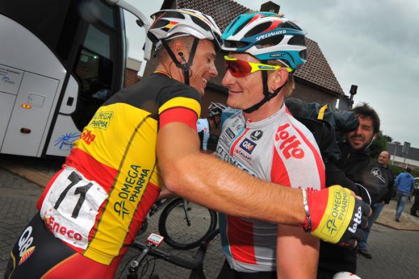 Greipel and Gilbert share a moment during times where the alleged "doping," exposed by hidden camera, had occurred. (photo courtesy ispaphoto.com via cyclingnews.com)