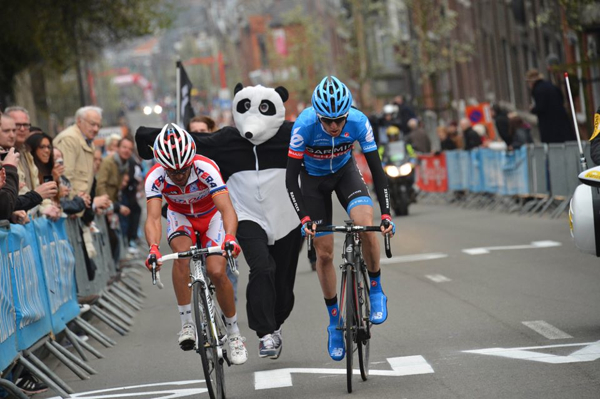 The Panda Express (image courtesy Cyclingnews)